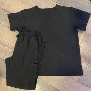 Black Dagacci Scrub Set